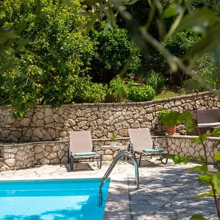 Evridiki's Villas Áyios Nikítas