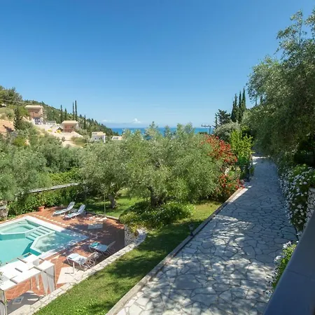 Nyaraló Evridiki's Áyios Nikítas