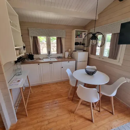 Evridiki's Case de vacanță