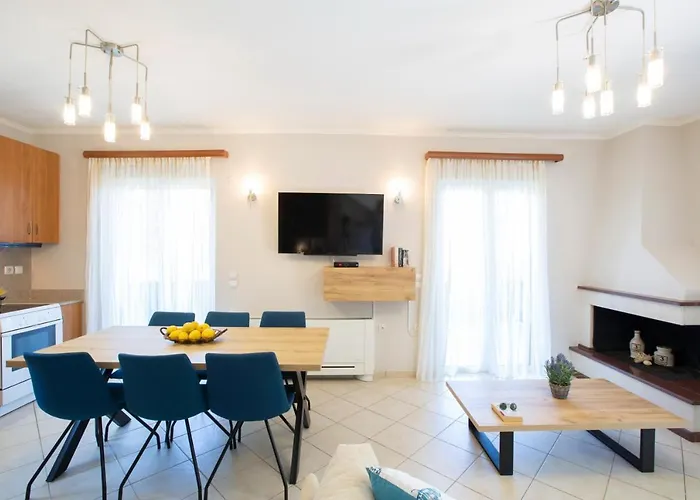 Evridiki's Case de vacanță Áyios Nikítas